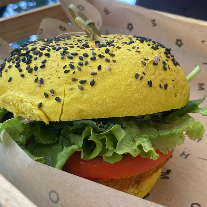 photo of Flower Burger Roma Spicy cecio shared by @simonescampoli on  09 Jun 2022 - review