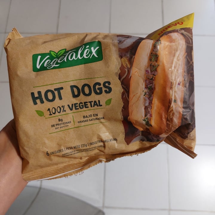 photo of Vegetalex Hot dogs 100% Vegetal shared by @vegancricket on  09 Jan 2022 - review