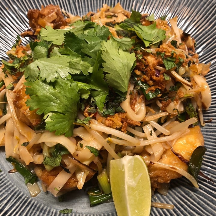 photo of Wagamama Yasai Pad Thai shared by @berry-vegan on  14 Mar 2020 - review