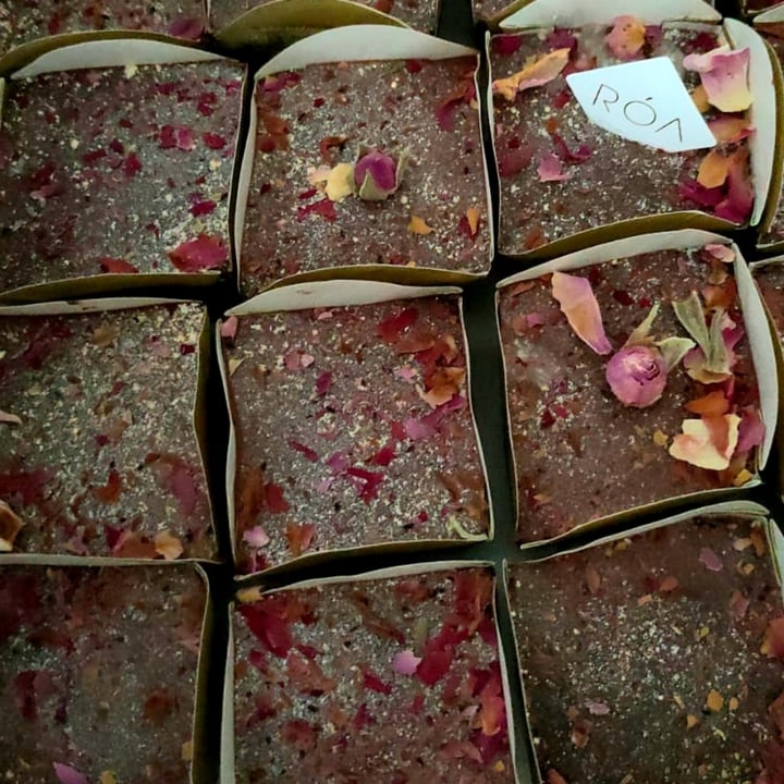 review photo of Roa The Midnight Cake (Pick-up Only) Original Dark Chocolate shared by @bekindtomeplease on 30 May 2021 - review