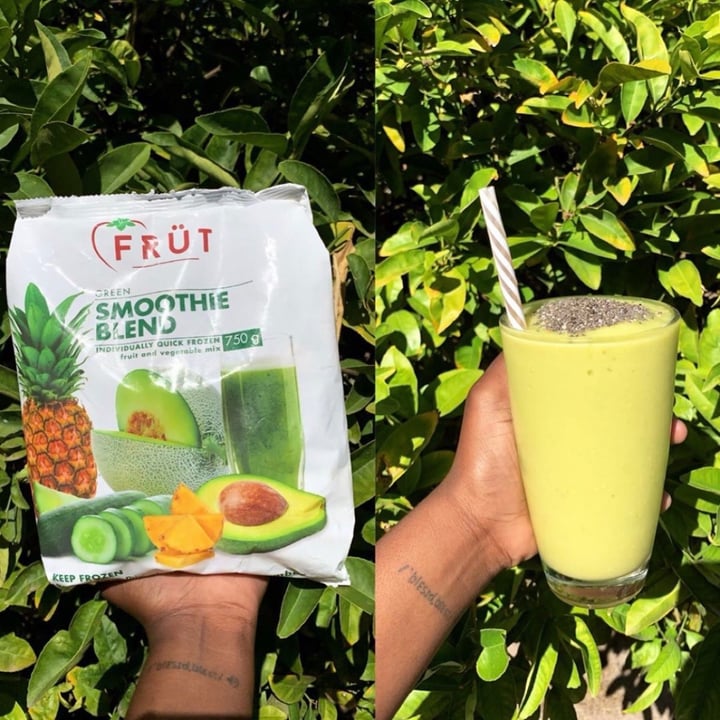 photo of Früt Smoothie blend shared by @brokestudentvegan on  09 Aug 2020 - review