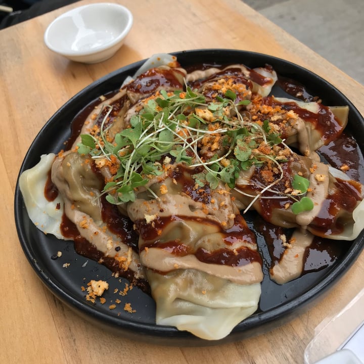 photo of Beyond Sushi Shiitake mushroom dumplings shared by @izoldat on  25 Apr 2021 - review