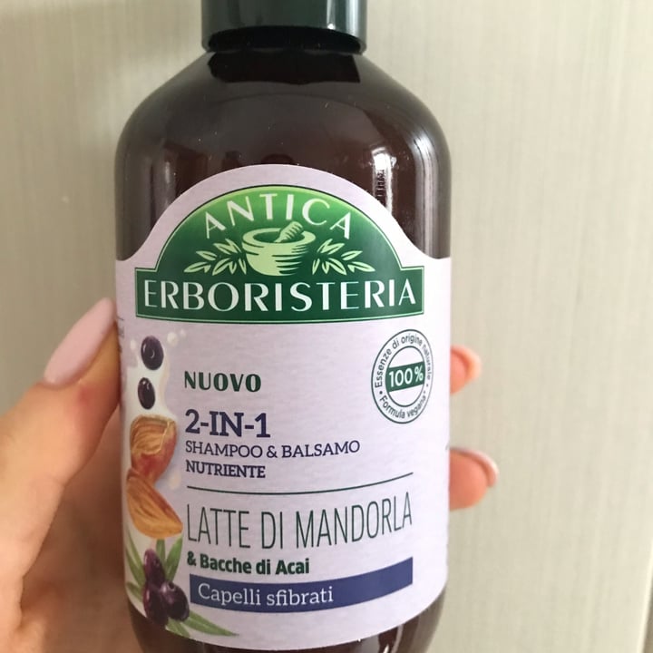 photo of Antica erboristeria Shampoo e Balsamo 2 in 1 Latte di mandorla e Bacche di Acai shared by @francineveg on  22 Nov 2021 - review