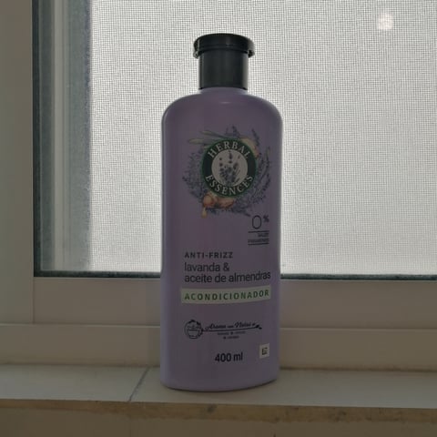 Shampoo Herbal Classic Antifrizz Lavanda & Almendras 400 ml