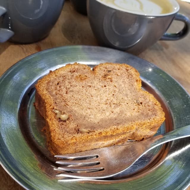 菜肴“Budin De Banana y Nuez”的照片