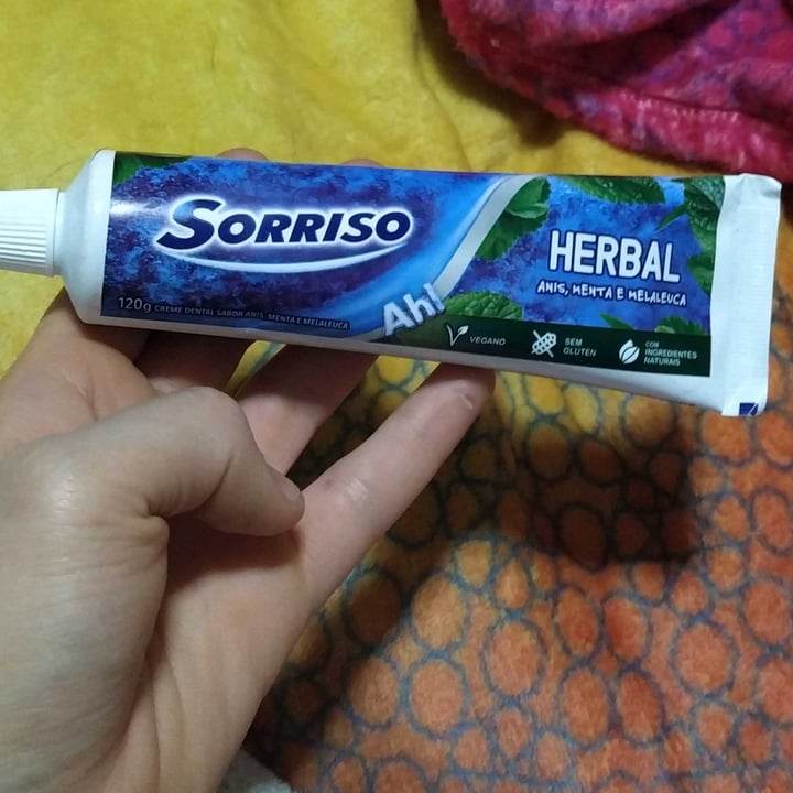 review photo of creme dental sorriso creme dental shared by @thayna776 on 10 Oct 2022 - review
