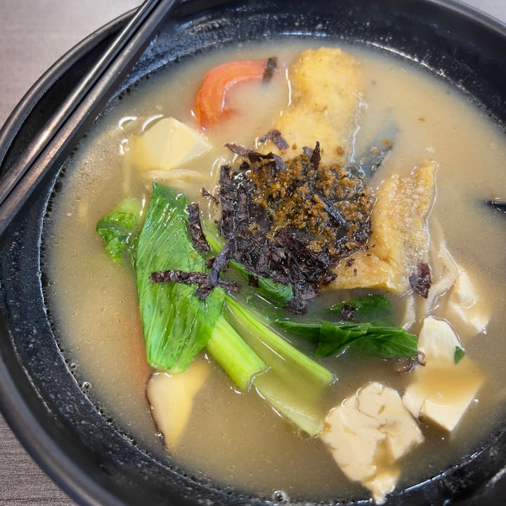 photo of Makan Vegan Geylang Fish soup ramen shared by @vegan-ravana on  16 Sep 2022 - review