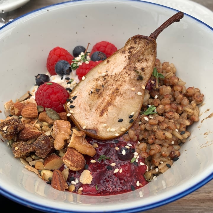 photo of Pauline's Ancient Grain Bowl shared by @kaylaeden on  04 Sep 2021 - review