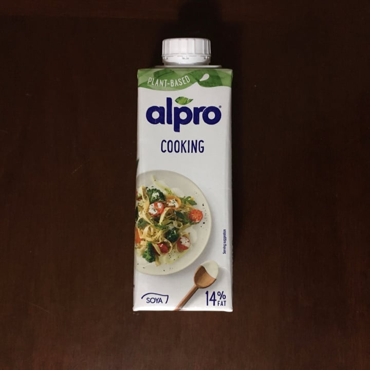photo of Alpro Cooking/Cuisine Soya 14% Fat shared by @alexdesalvia on  29 Mar 2022 - review