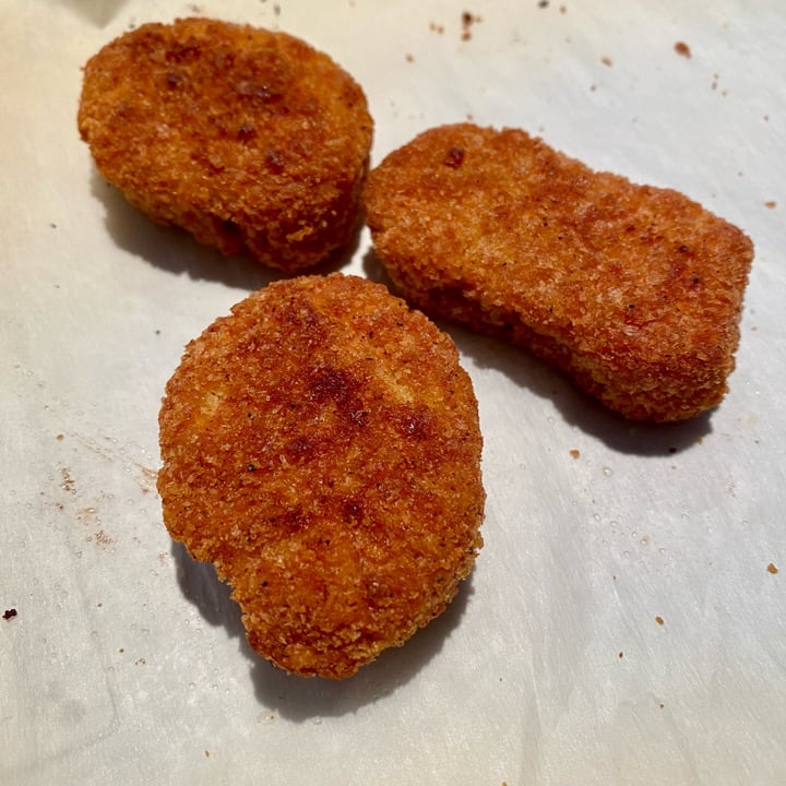 photo of Alpha Foods Plant-Based Nuggets - Sizzlin' Spicy Chik'n shared by @curvycarbivore on  19 Jan 2022 - review