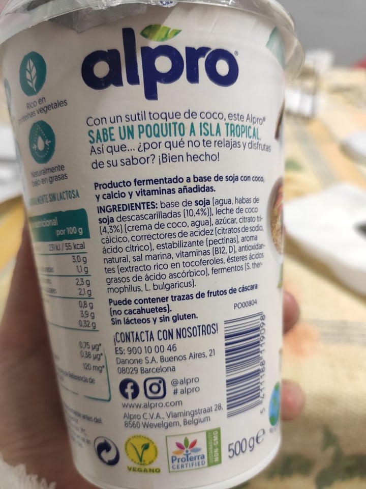 photo of Alpro Natural Con Coco Yogurt shared by @belenmaqueda on  08 Mar 2020 - review