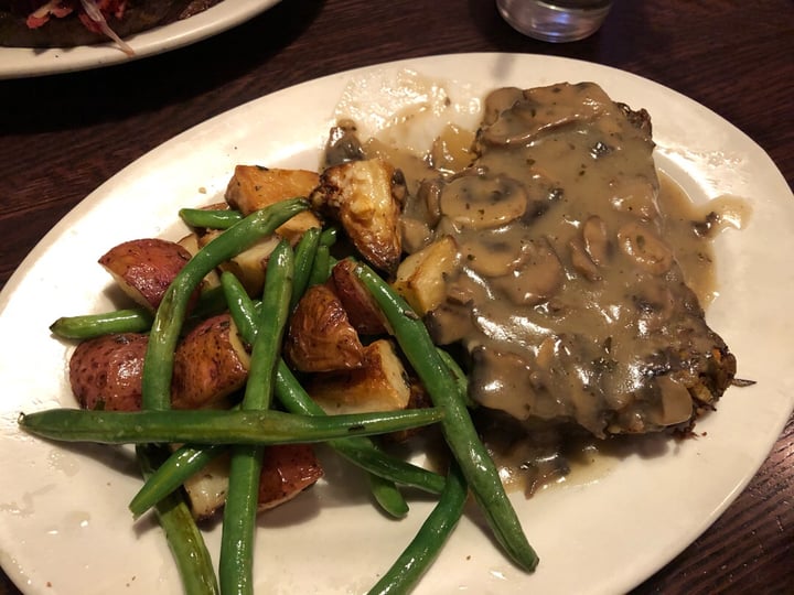 review photo of Chicago Diner Truffle Mushroom Lentil Loaf shared by @harri on 24 Aug 2019 - review