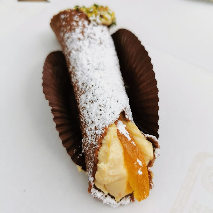 photo of Leccornie Cannolo shared by @posataverde on  08 May 2022 - review