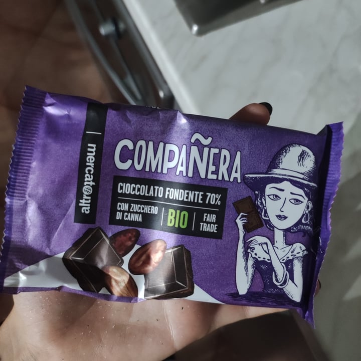 review photo of Altro mercato Companera cioccolato fondente 70% shared by @giulss on 10 Sep 2022 - review