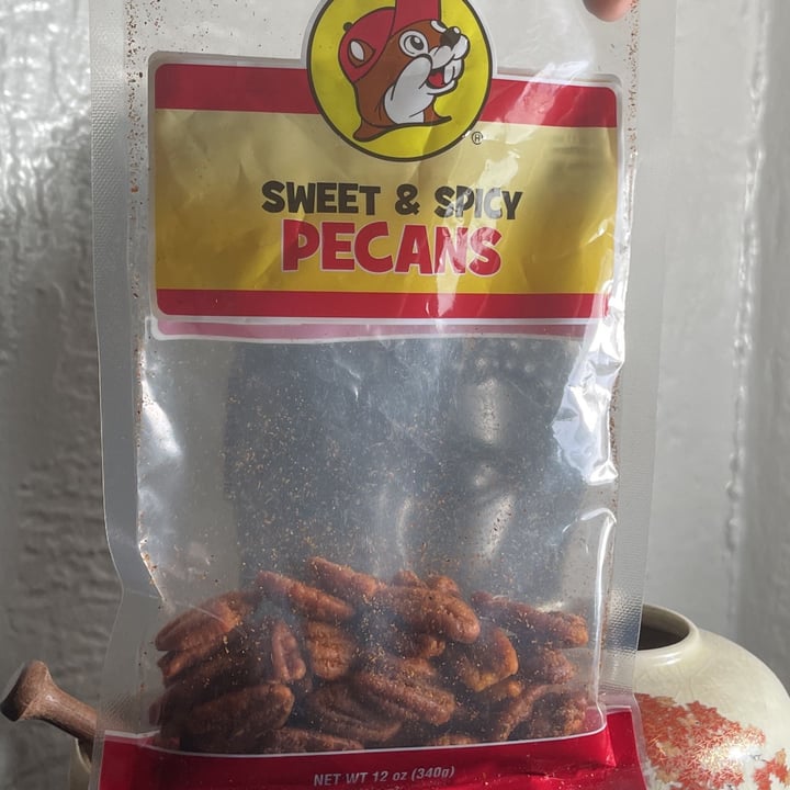 review photo of Buc-ee's Sweet & Spicy Pecans shared by @iseekplants on 05 Apr 2022 - review