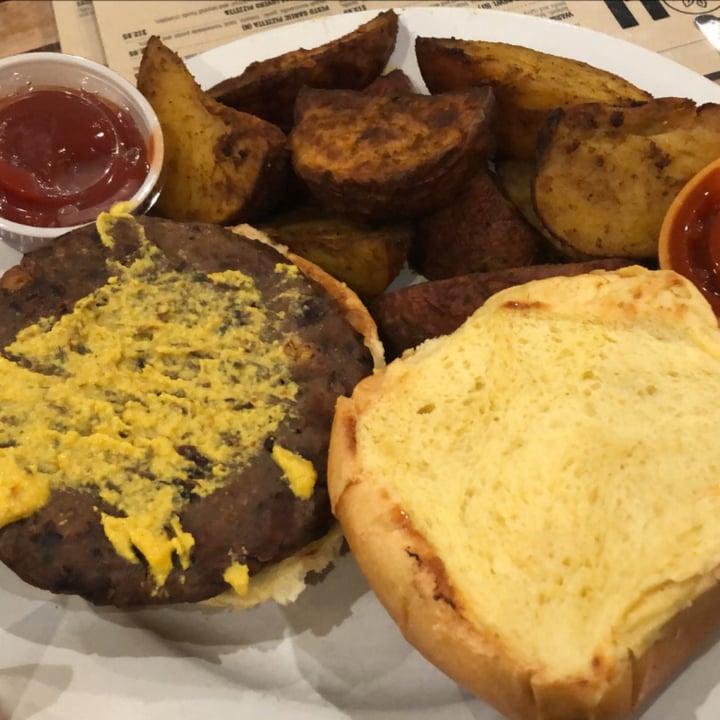 photo of Holi Vegan Kitchen Impossible Burger shared by @nftptldbyf on  12 Jul 2021 - review