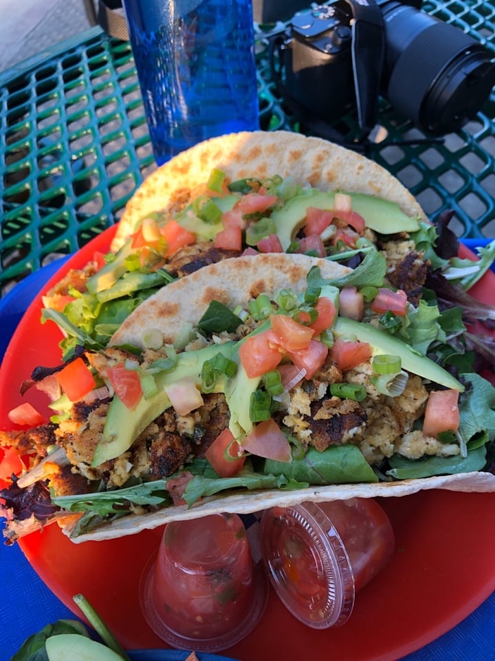 review photo of Meals From the Heart Cafe Crab cake Tacos shared by @oskihou on 12 Dec 2019 - review