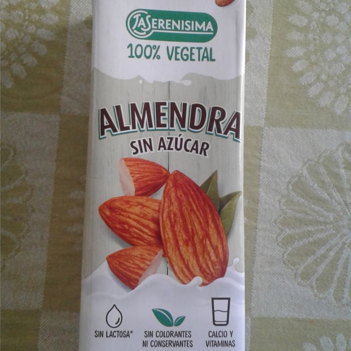 photo of La Serenísima Leche de Almendras Sin Azúcar shared by @valeriapradoc on  06 Nov 2022 - review