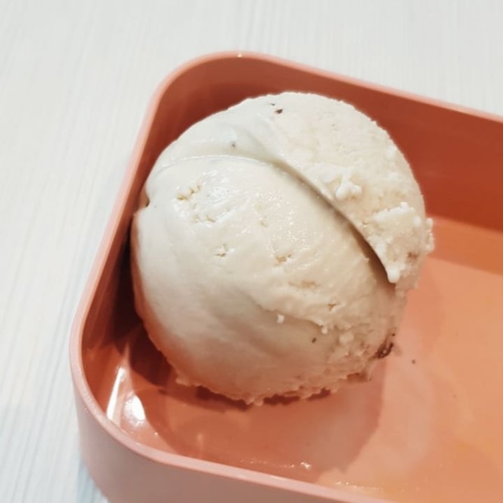 photo of Kind Kones Peanut Buttercup Ice Cream shared by @darkchocoholic on  01 May 2021 - review