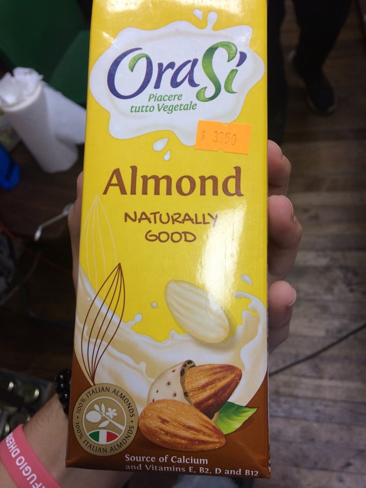 photo of OraSí Almond Milk shared by @agustin1312 on  29 Jan 2020 - review