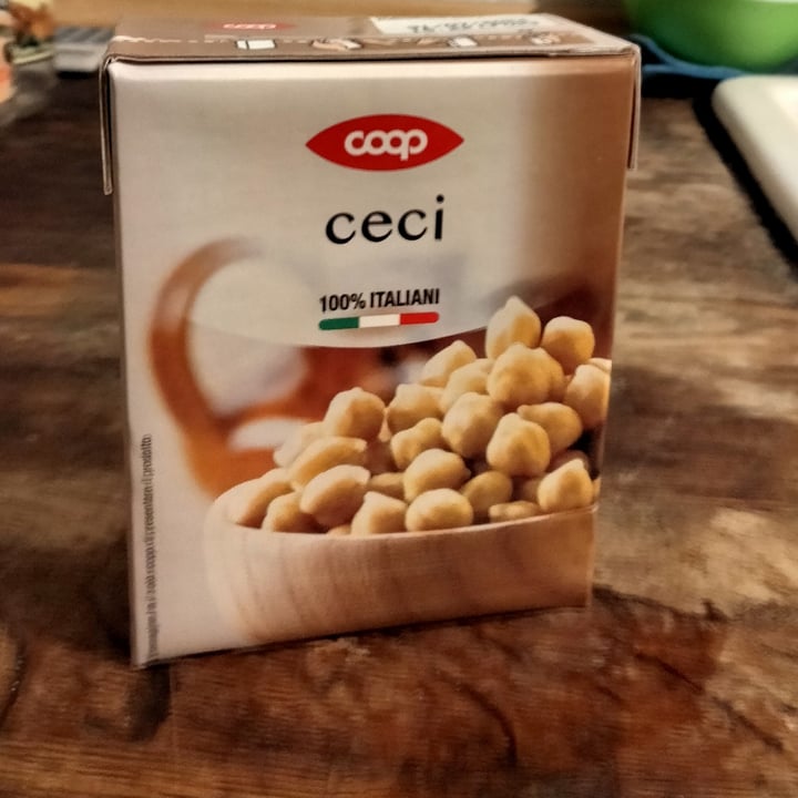 review photo of Coop Ceci In Tetrapack shared by @cchiara98 on 12 May 2022 - review
