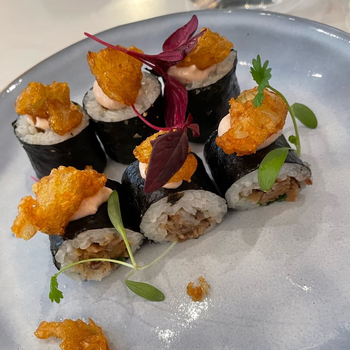 photo of brEAThe Restaurant Montorgueil Maki- Truffe shared by @cecicarotepatate on  28 Mar 2022 - review