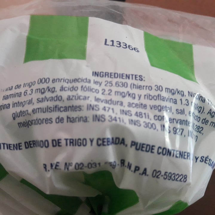 review photo of La Salteña pan doble salvado light shared by @meteoraba on 02 Jan 2021 - review