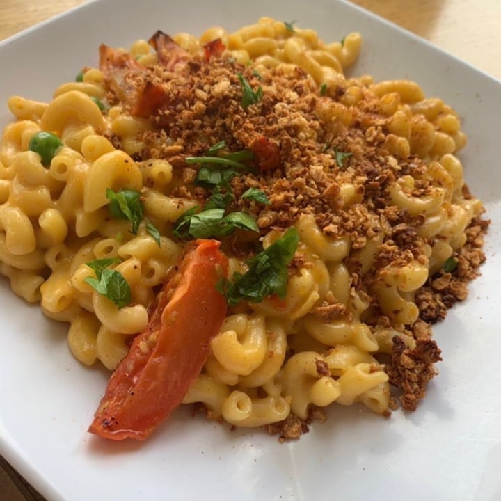 photo of J. Selby's Macaroni and cheeze shared by @plantbasedsusan on  13 Dec 2020 - review