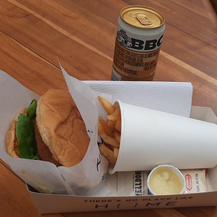 photo of Home Burgers Hamburguesa veggie shared by @naty023 on  15 Nov 2020 - review