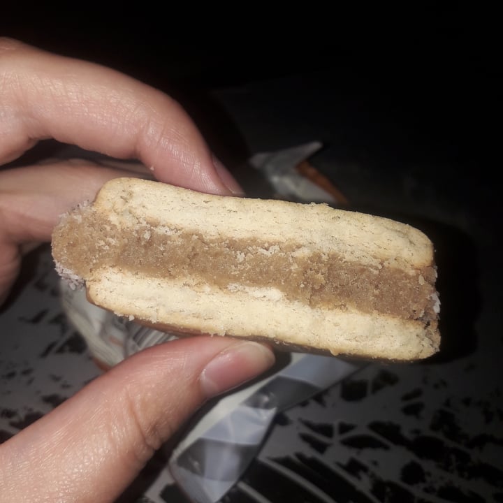 photo of Felices Las Vacas Alfajor Maicena shared by @rochyalmendra on  25 Apr 2021 - review