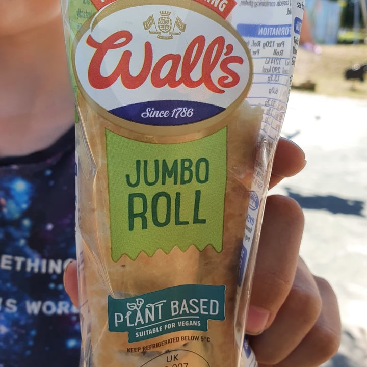 photo of Wall's Pastry Since 1786 Tasty Vegan Jumbo Roll shared by @abstrawn on  30 Jul 2020 - review