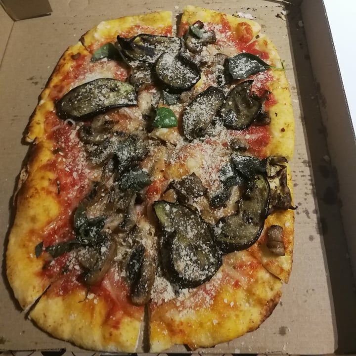review photo of Hudsons The Burger Joint (Green Point) The busker pizza shared by @kelseyhilts on 02 Aug 2020 - review