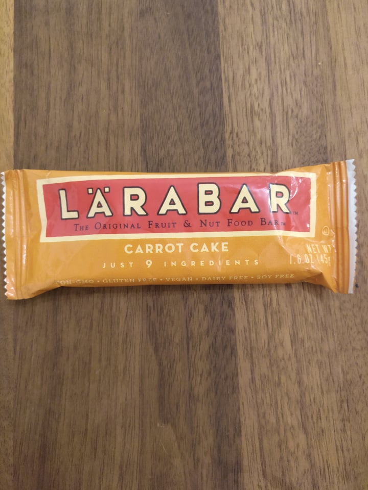 review photo of Larabar Carrot Cake shared by @nekobasu on 07 Jul 2019 - review