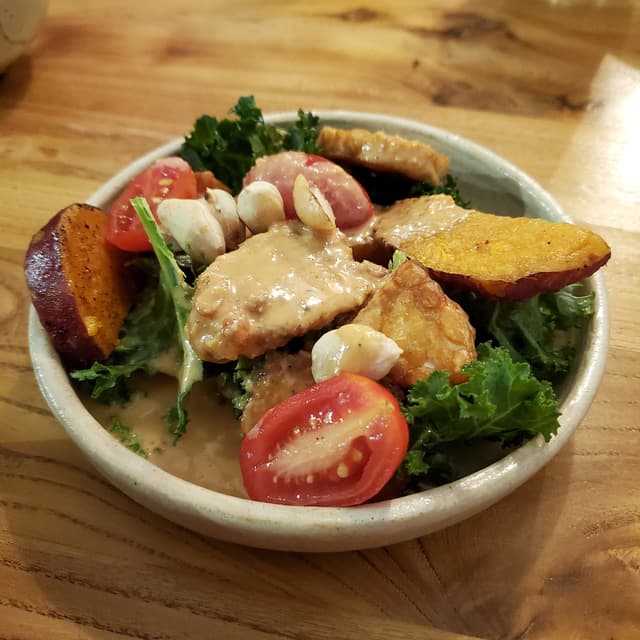 Photo of the dish “印尼加多加多天貝甜薯沙律”