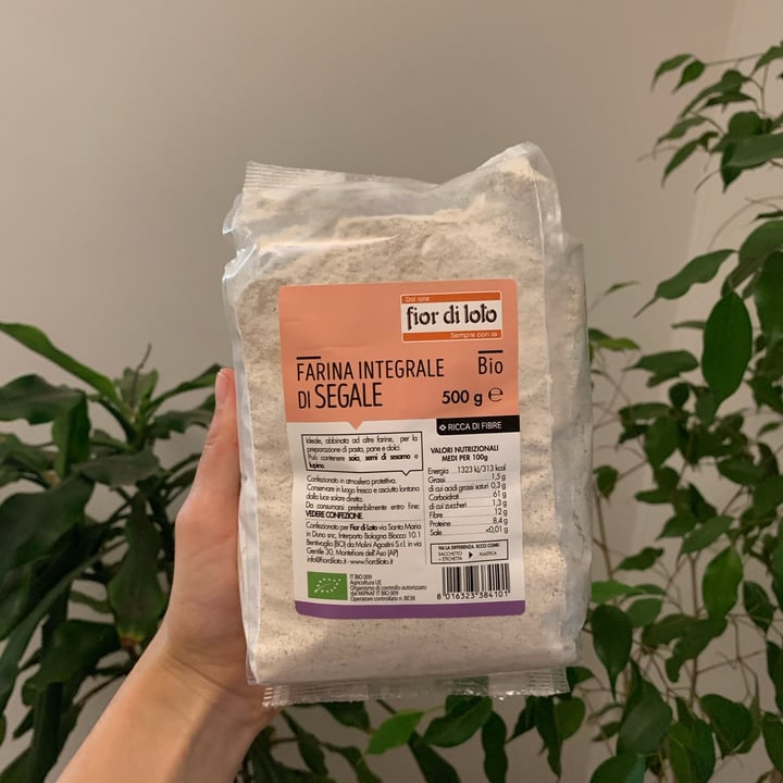 review photo of Fior di Loto Farina di segale shared by @auragricia on 22 May 2022 - review
