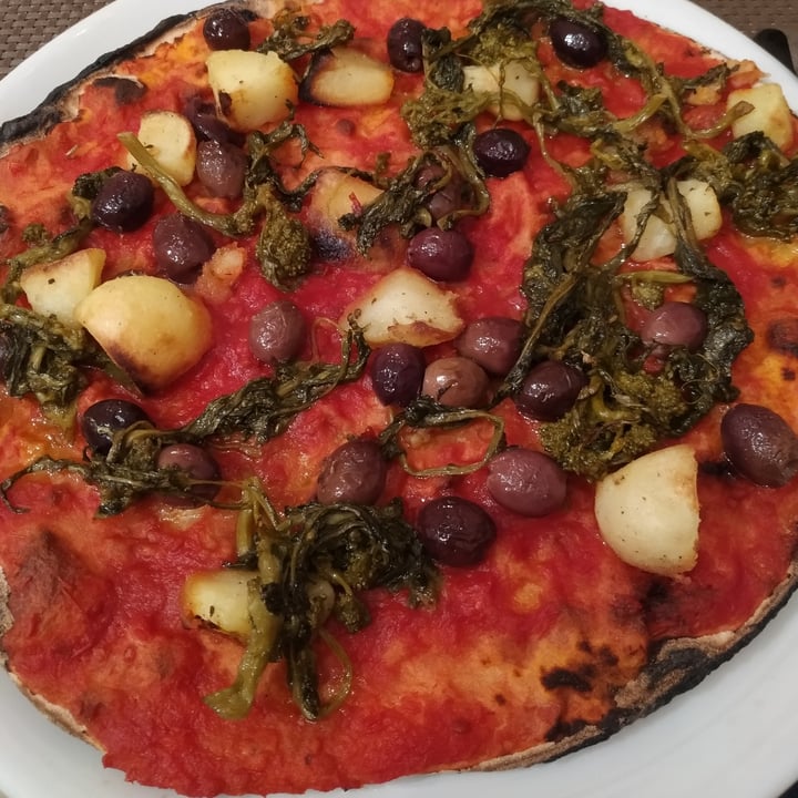 review photo of Pizzeria Al Sole Pizza con friarielli shared by @milvavegan on 12 Mar 2022 - review