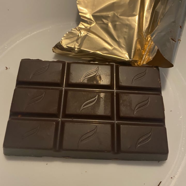 photo of Green & Black's Ginger chocolate shared by @mrsbubsmith on  29 Dec 2021 - review