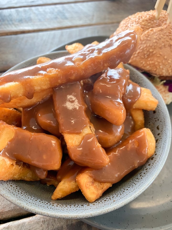 photo of Raw Squeeze & MooFree Burgers Maroochydore Beer Battered Chips And Gravy shared by @hidden3enigma on  14 Feb 2020 - review