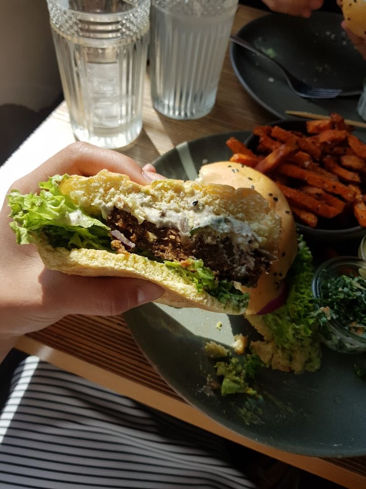 photo of ARK by Souls Signature burger shared by @dory on  25 Aug 2019 - review