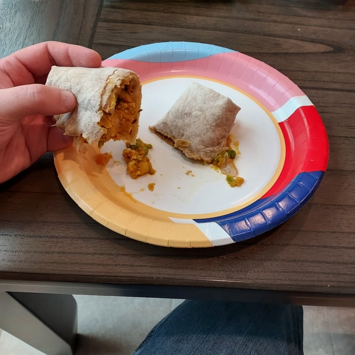 photo of Amy’s Indian samosa wrap shared by @spacedemon on  07 Dec 2021 - review
