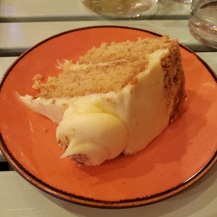 photo of Wholesome Junkies | Arndale Lemon Crumble Cake shared by @jackhyphen on  15 Nov 2022 - review