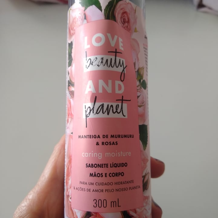 review photo of Love Beauty and Planet Sabonete Líquido Manteiga De Murumuru E Rosas shared by @bunny1mai2 on 07 May 2022 - review