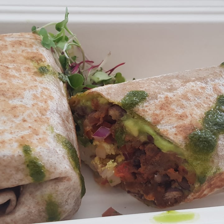 photo of Kaylee's Eatery Breakfast Burrito shared by @lkapelari on  04 Sep 2021 - review