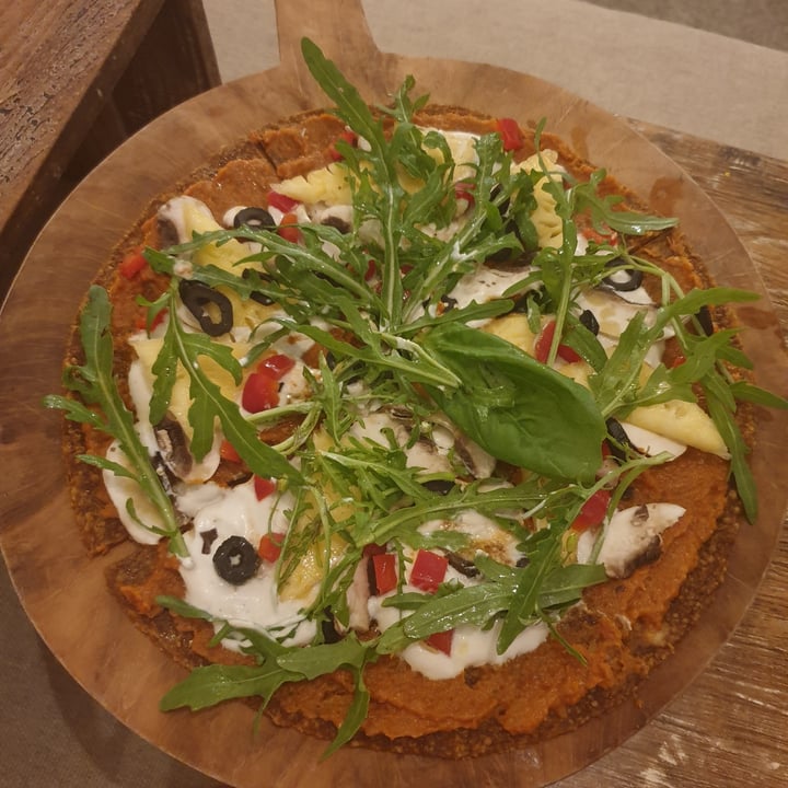photo of Alchemy Aloha Pizza shared by @littleredmushroom on  10 Feb 2022 - review