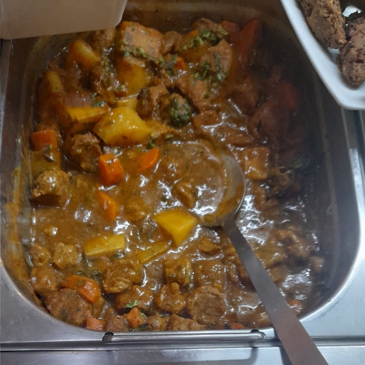 photo of Nampin Restaurante Vegetariano e Vegano Carne de soja na panela com mandioca e cenoura shared by @lucimeire on  10 May 2022 - review