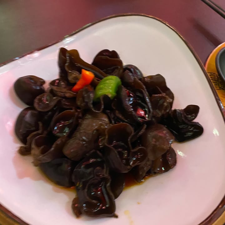 photo of Si Wei Mao Cai Cold Black Fungus shared by @theveganduck on  10 Apr 2022 - review
