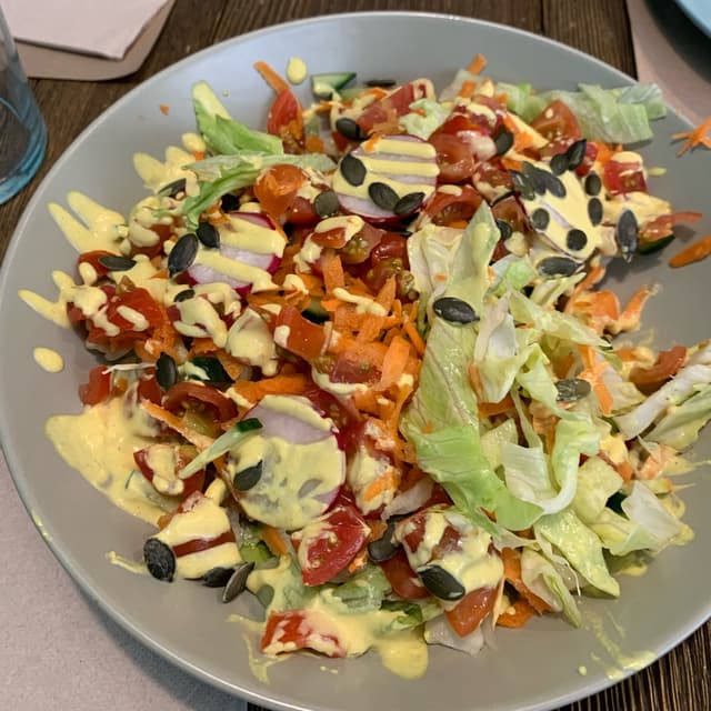 Photo of the dish “Ensalada Con Salsa De Curcuma”