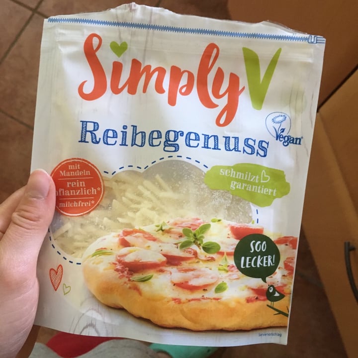 photo of Simply V Reibegenuss Plant Based Gourmet Grated shared by @blueberrypancake on  27 Jun 2020 - review