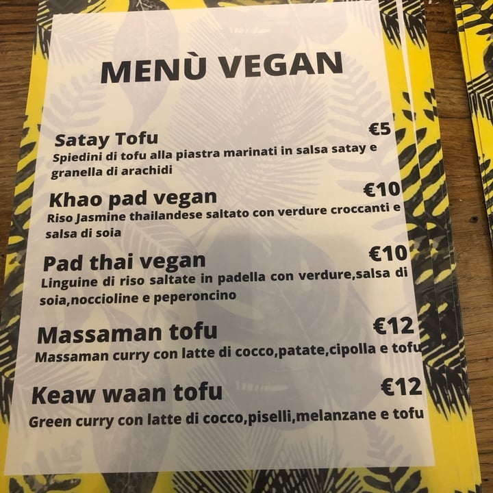 photo of Kinkhao Thai Food & Drinks Bologna Centro pad Thai Vegan shared by @paolacama on  01 May 2022 - review