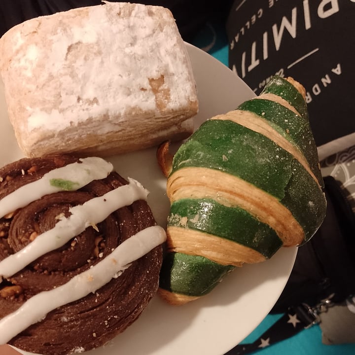 photo of Le Panem Croissant Bicolor shared by @soynayme on  28 Nov 2022 - review